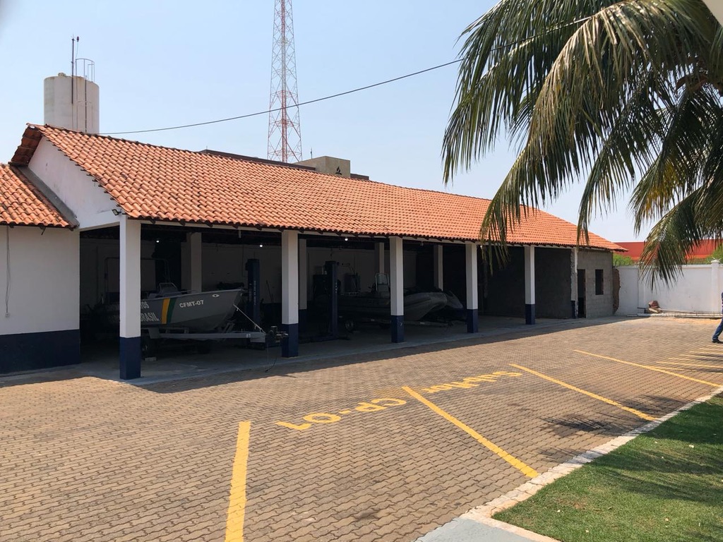 Alvenaria e viga baldrame em execução no alojamento da Capitania Fluvial de Mato Grosso, em Cuiabá